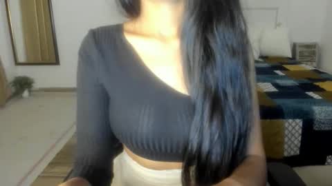 Alisha online show from February 22, 3:57 pm