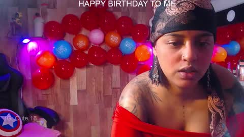    Independent Model online show from October 27, 11:43 pm