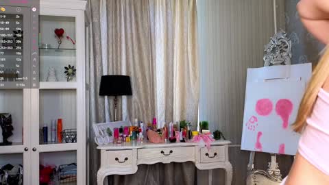 Anne online show from March 21, 7:35 am