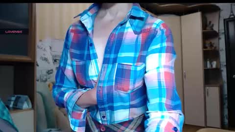 cute_lion_ online show from October 28, 1:06 pm