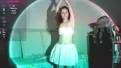 cute_milkshake online show from February 12, 2:46 am