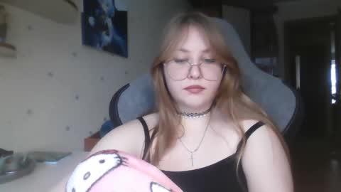 Veronica online show from March 3, 12:42 pm