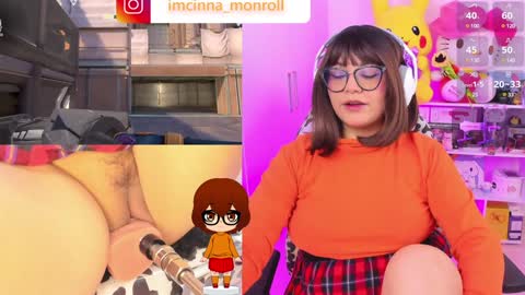 Snapshot of cutecinamonroll chatting on December 15, 4:04 pm Cinna independent model online show from December 15, 4:04 pm