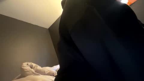 loveolots online show from February 9, 3:36 pm