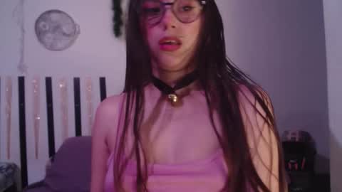 haome online show from October 12, 11:51 pm