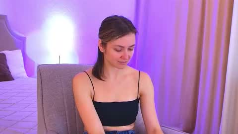 cutemirage online show from March 17, 2:54 pm