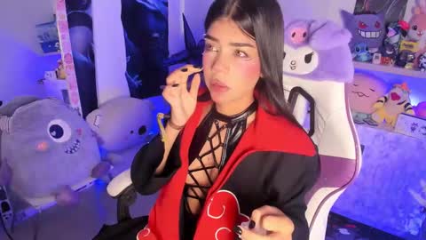  - independent model online show from March 10, 11:16 pm