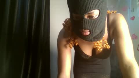 Zia online show from November 1, 8:02 pm