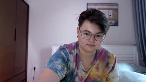 Snapshot of cutie_florence chatting on September 9, 8:14 am Sophie  Lilith online show from September 9, 8:14 am