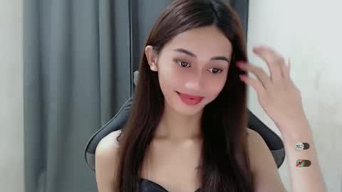 cutie_mitcha online show from February 24, 10:13 am