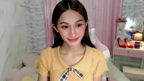 cutie_mitcha online show from October 21, 3:21 am
