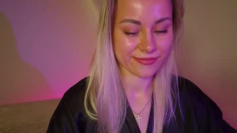 cutie_xoxo_ online show from May 31, 6:09 pm
