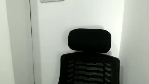 cutiee_lily2 online show from May 26, 1:27 am
