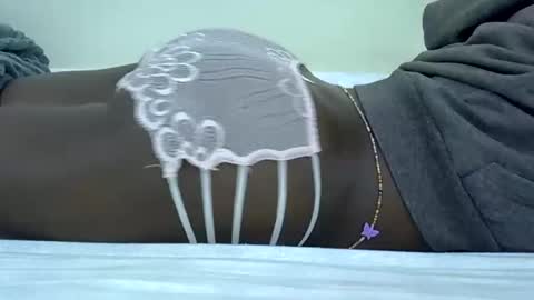 cutiehanish4 online show from February 10, 7:06 pm