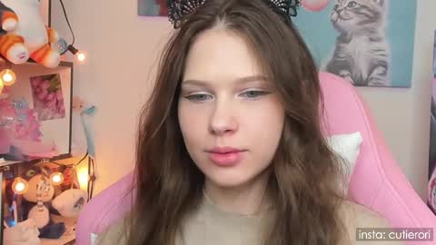 Rori  Instagram cutierori  online show from February 26, 8:28 am