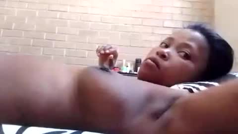 cuttie_p online show from October 28, 10:32 am