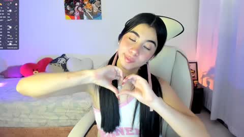 Snapshot of cyber_lizz chatting on January 27, 9:44 pm Liz online show from January 27, 9:44 pm