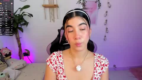 Liz online show from April 20, 9:18 pm