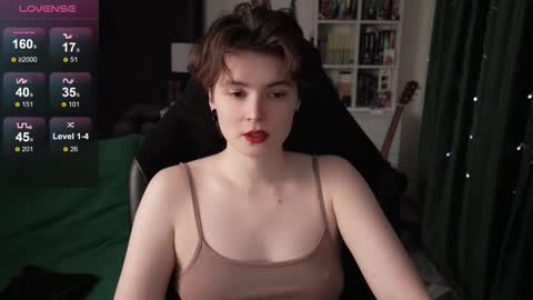 Helen Blossom online show from October 31, 8:35 pm