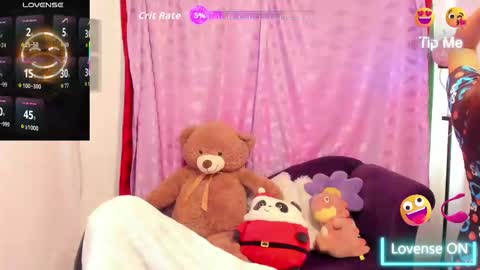 Cynthia online show from December 2, 2:52 pm