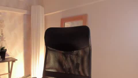 cyntia_adams online show from March 5, 11:49 am