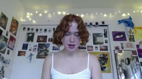 cypresskneez online show from December 3, 8:55 pm