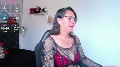 Mia  online show from February 4, 12:44 pm