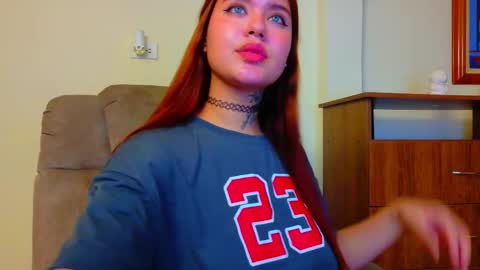 Valen online show from March 9, 3:21 am