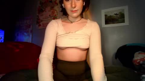 Saoirse online show from October 12, 6:49 am