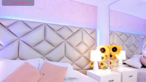 Dafnne online show from December 18, 4:50 am