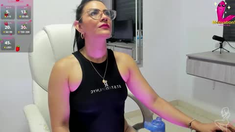 Dahian  online show from November 3, 11:20 pm