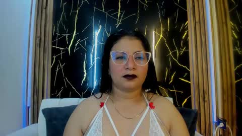 Snapshot of dahlia_vera11_aws chatting on October 5, 5:34 am dahlia_vera11_aws online show from October 5, 5:34 am