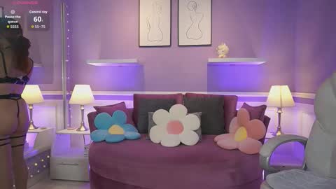 Dahlia Grey online show from February 12, 11:45 am