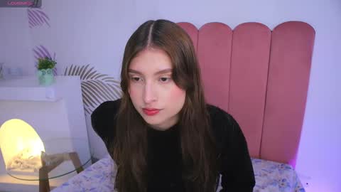 Snapshot of daisha_riley chatting on February 26, 12:16 pm Lauren online show from February 26, 12:16 pm