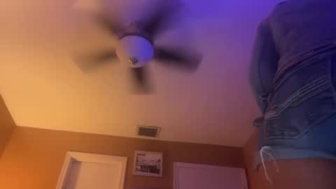 Daisy137 online show from March 8, 5:11 am