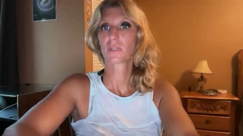 Daisy137 online show from September 10, 4:07 pm