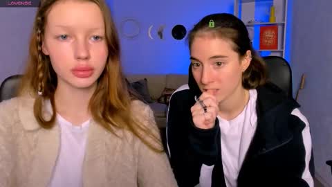 daisy online show from November 17, 8:53 pm