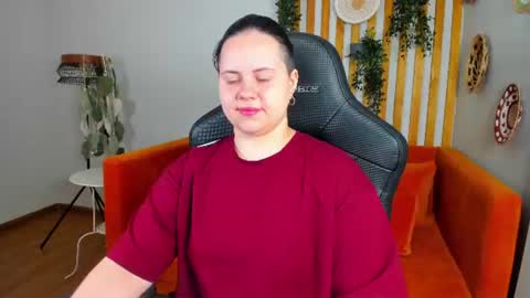 DaisyHarts online show from July 19, 5:31 am