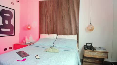 daisylin_mb online show from November 5, 8:14 pm