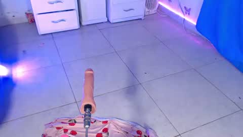 VALENTINA  online show from June 15, 5:40 am