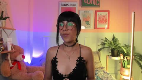 Dakota  online show from May 15, 4:27 am