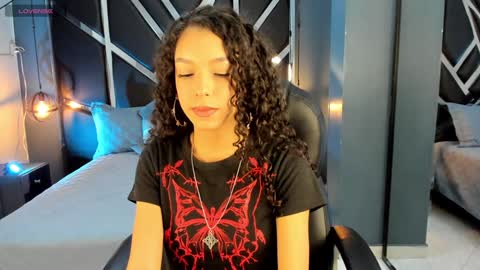 dakota_johnson7 online show from December 23, 8:03 pm