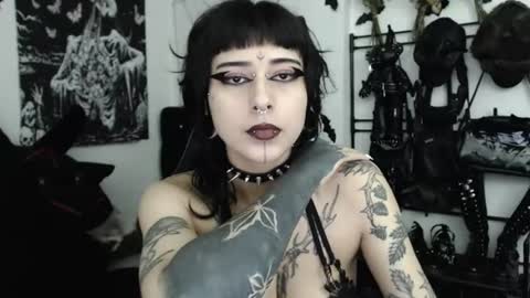dakota online show from July 29, 4:23 am