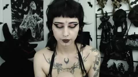 dakota online show from July 25, 4:30 am