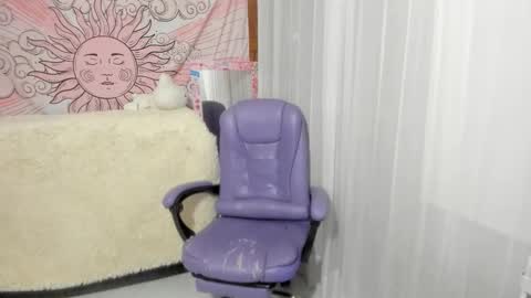 The girl of your dreams o online show from October 16, 11:18 pm