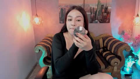 dali_collin online show from January 13, 3:01 am