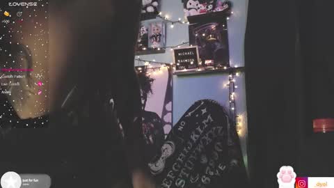 dalia_vorhees online show from December 24, 4:44 am
