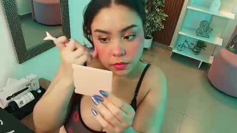 Dalila  online show from November 29, 7:40 pm