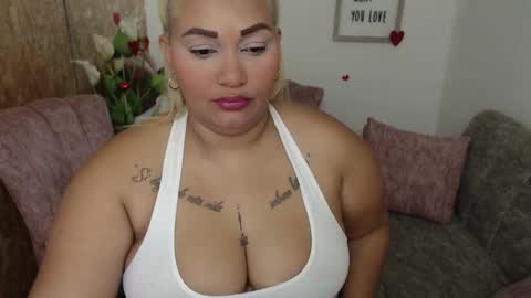 danalaleska online show from November 6, 7:03 am