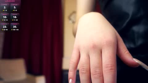 Astrid online show from November 16, 8:09 pm